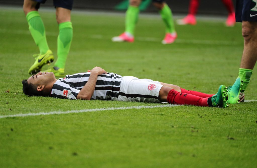 FOTO EFE. Marco Fabián pudo cambiar el rumbo del partido