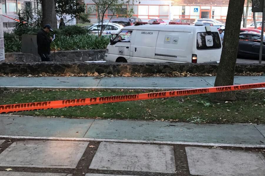 El cuerpo fue hallado en las inmediaciones del Instituto de Ingeniería de la UNAM. FOTO: Especial