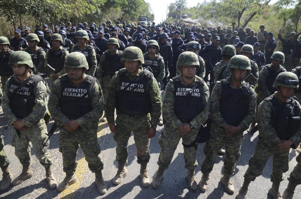 La Sedena dijo que el Ejército no estaba a gusto ni estudió para perseguir delincuentes. FOTO CUARTOSCURO