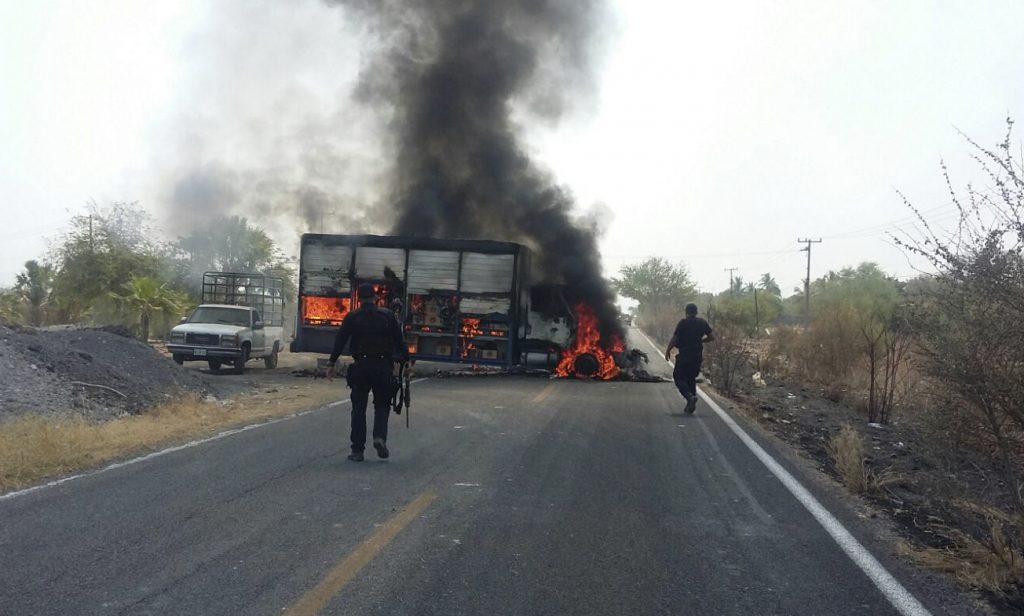 Sujetos armados realizaron bloqueos carreteros en distintos puntos de Michoacán
FOTO: CUARTOSCURO