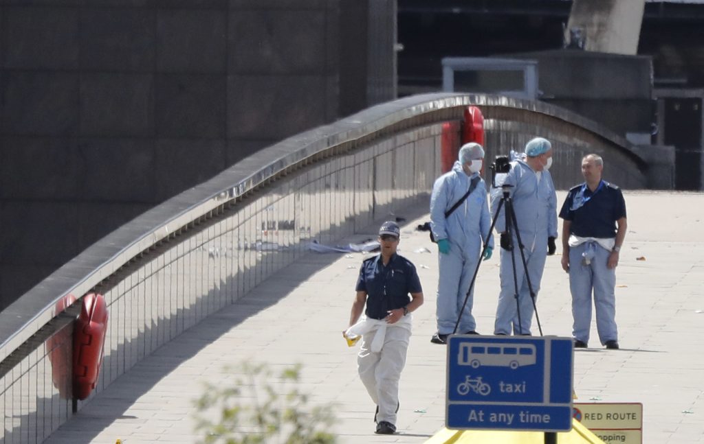 Ataque en el puente de Londres; @AFP