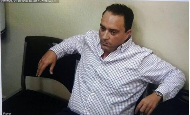 El exgobernador de Quintana Roo, Roberto Borge, al momento de su detención en Panamá. FOTO: Especial