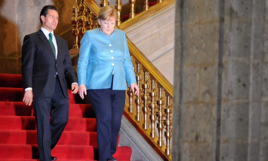 Peña Nieto y Merkel firman acuerdo México-Alemania