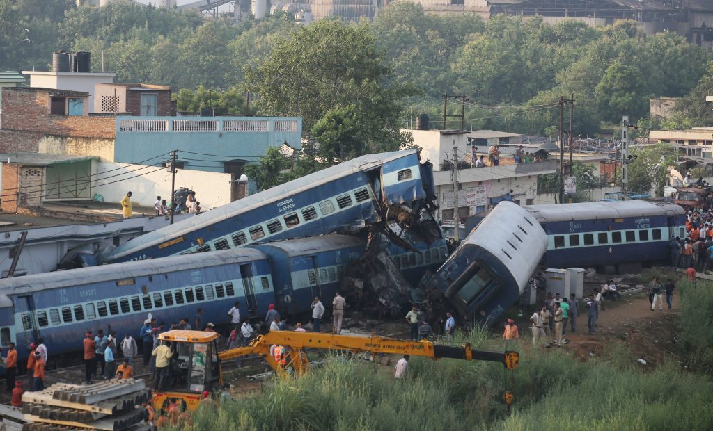 Accidente ferroviario en Muzaffarnagar, India. @EFE