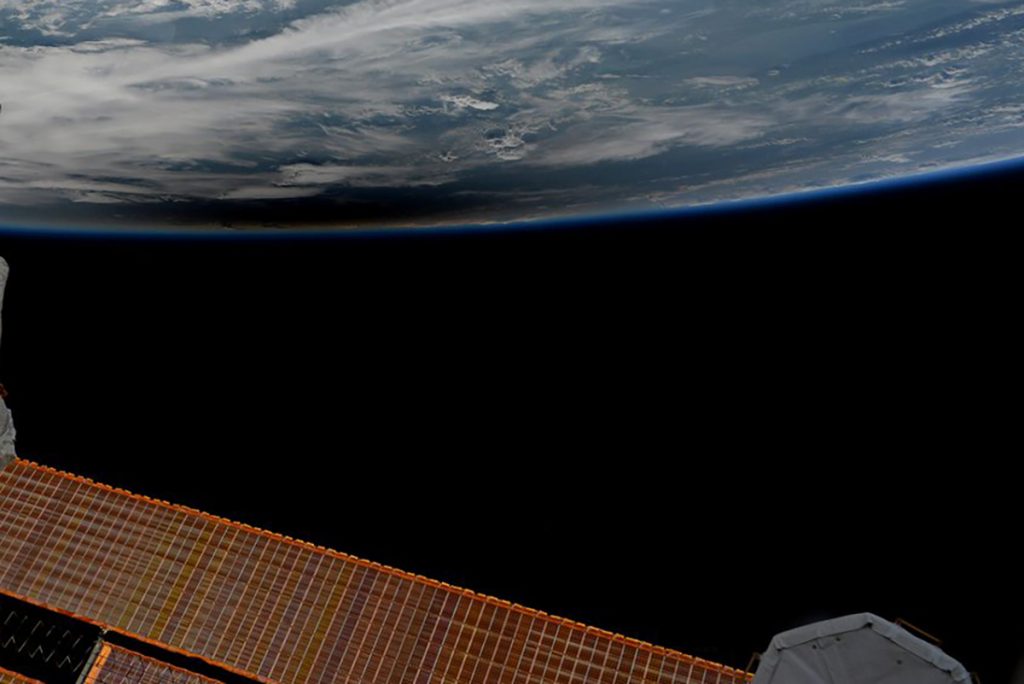 Twitter @astro_paolo