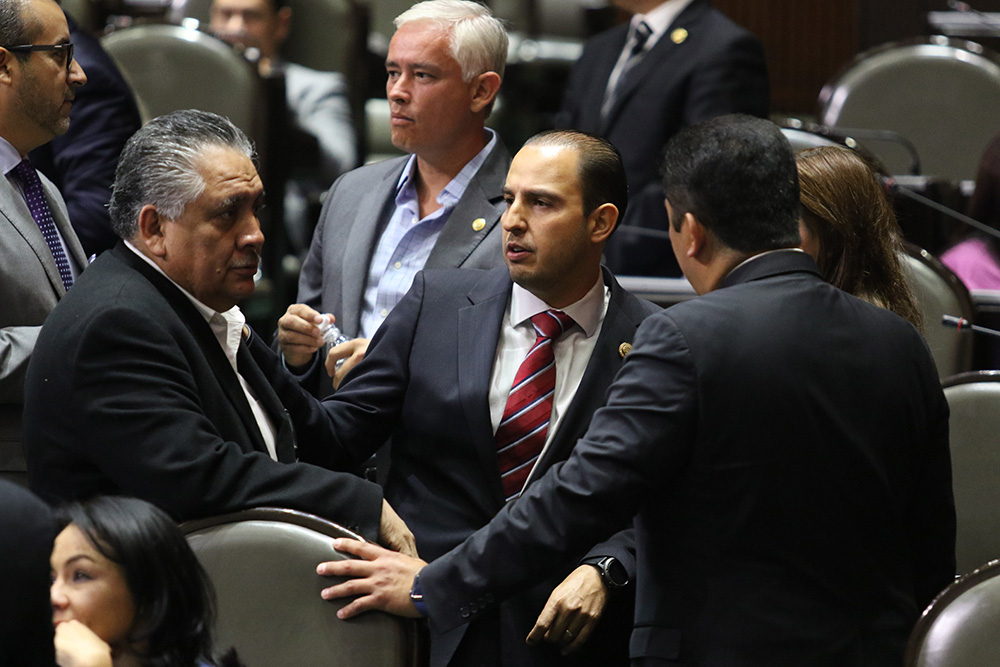 Diputados atoran la iniciativa para fiscal