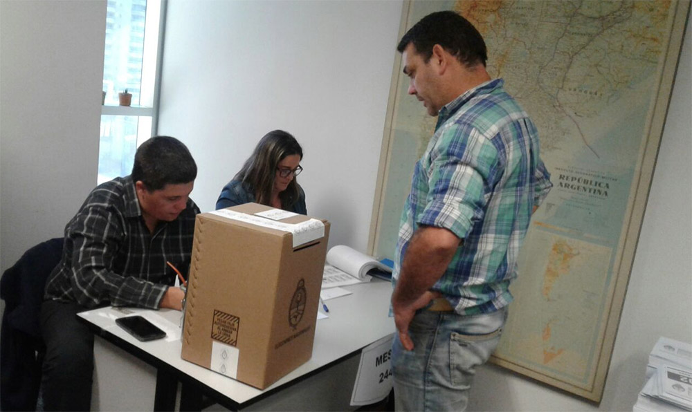Argentinos votarán en medio de tensión social tras muerte de activista