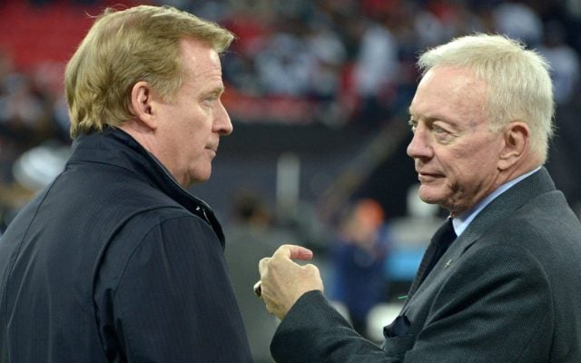 La NFL mandó una carta de advertencia al dueño de los Dallas Cowboys, Jerry Jones, por su actitud publica a no renovar el contrato del comisionado Roger Goodell