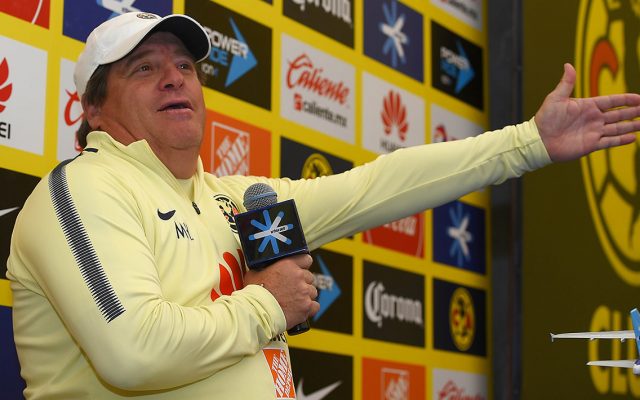 Miguel Herrera, técnico del América, reconoce que su equipo ha sido defensivo por circunstancias del juego, pero ante Tigres acabaran con la sequía
