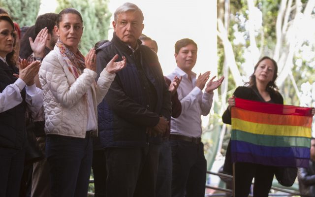 El tabasqueño estuvo acompañado de Claudia Sheinbaum en su gira por la CDMX. CUARTOSCURO.