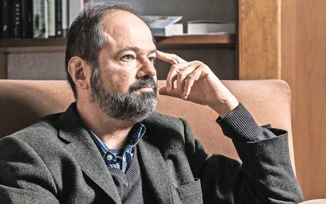 Juan Villoro: Un escritor no debe escribir por fuerza