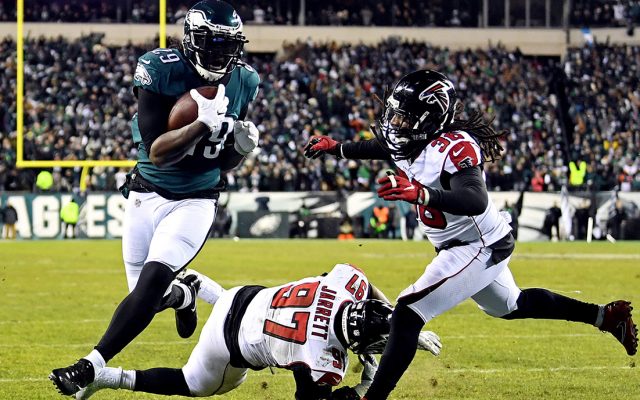 Con el pateador Jake Elliot en gran forma, las Águilas de Philadelphia vencieron 15-10 a los Halcones de Atlanta para avanzar a la final de la Conferencia Nacional