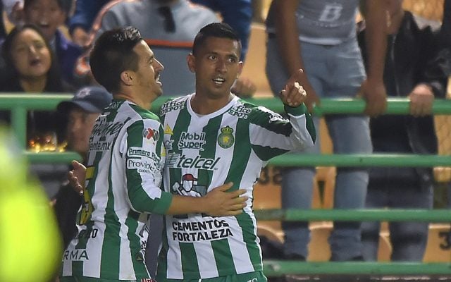 Los Esmeraldas del León llevan marca perfecta en el torneo al golear 3-1 a los Diablos Rojos del Toluca