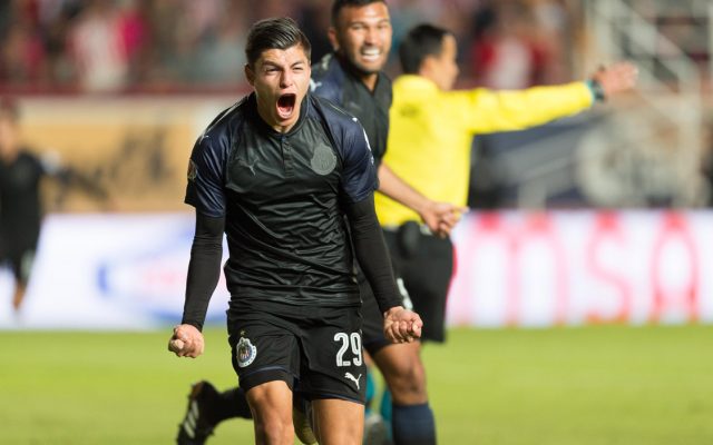 Con goles de Alan Pulido, Ronaldo Cisneros y un autogl, Chivas venció 3-1 al Necaxa en Aguascalientes. Carlos González marcó el gol de los Hidrorrayos