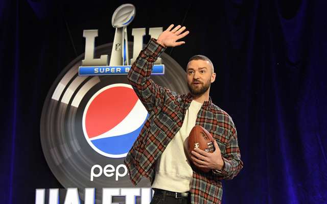 El cantante Justin Timberlake, encargado del espectáculo del medio tiempo en el SuperBowl LII, terminó con las especulaciones sobre una sorpresiva reunión de 'N Sync