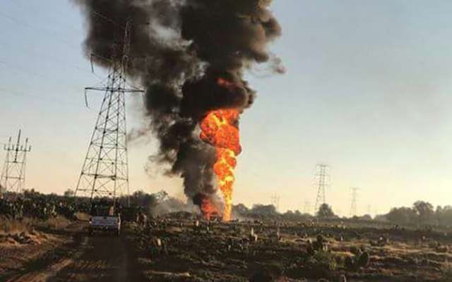 Toma clandestina causa explosión de ducto de Pemex en Edomex