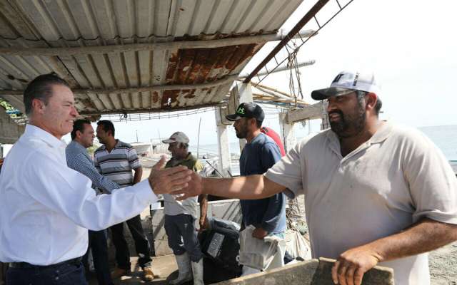 Dan apoyos de 20 mdp en Sinaloa para pequeños pescadores