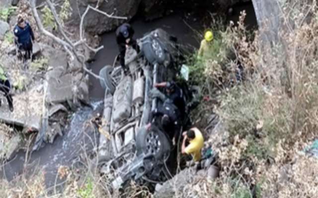 Caen a barranco tras presuntamente asaltar a diputado en Tlaxcala