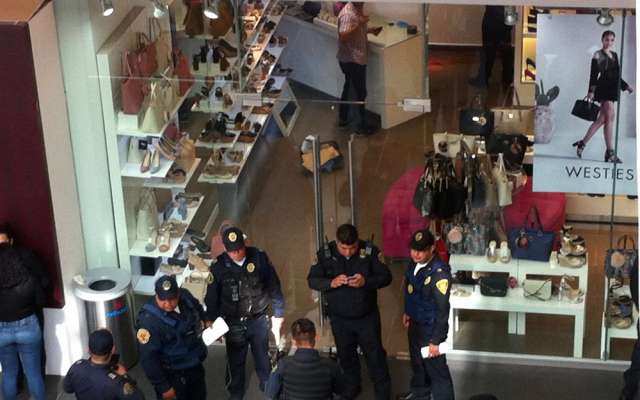 Disputa familiar por custodia de menor causa de disparos en Reforma 222
