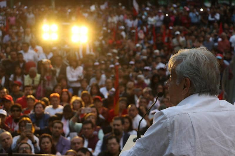 AMLO busca empatar los salarios de México con Estados Unidos y Canadá