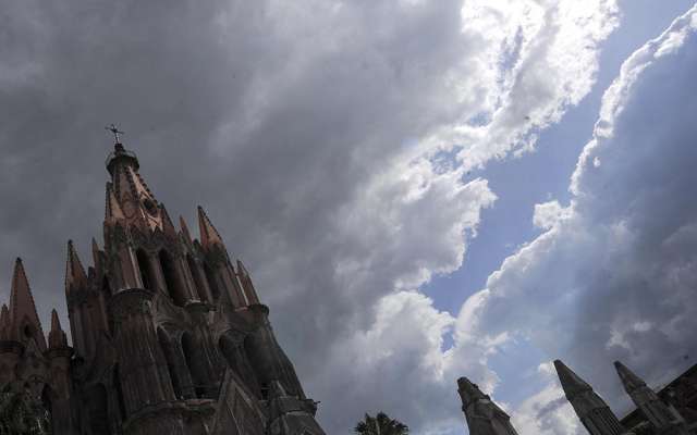 Condenan a sacerdote por violar a menores en Guanajuato
