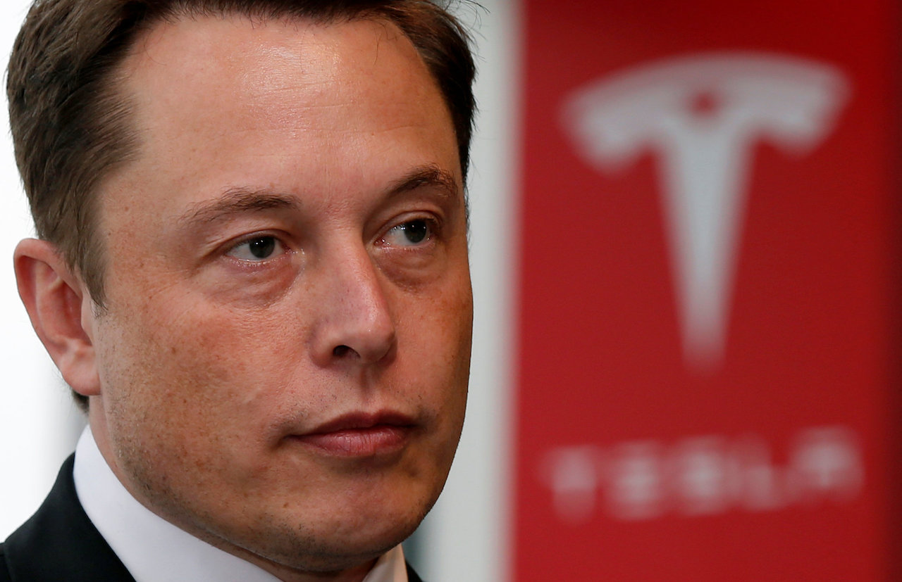 Esto es lo que pasa cuando el fundador de Tesla, Elon Musk, decide salir de la Bolsa