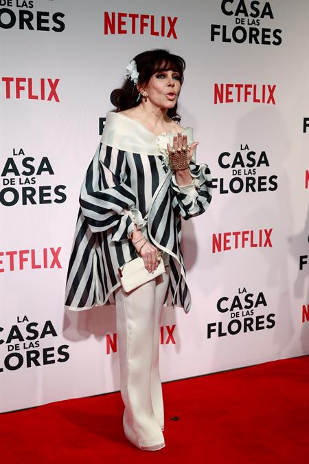 Verónica Castro agradeció a sus fans por el apoyo incondicional. Foto: EFE