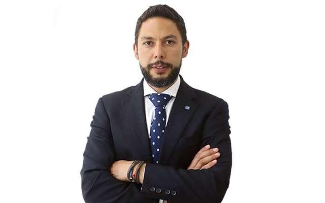 Armando Kassian / El acordeón de @arkasmi / Heraldo de México