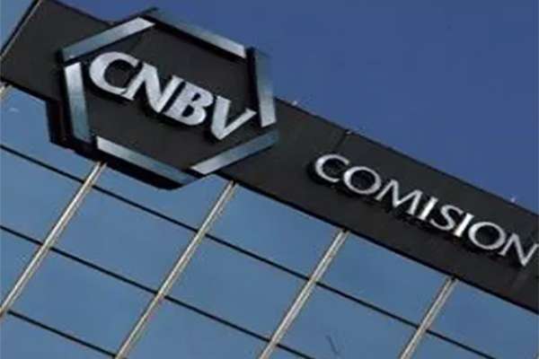 comisión nacional bancaria y