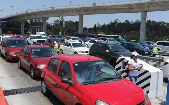 La Policía Federal sugirió a los conductores revisar las condiciones mecánicas de sus vehículos. FOTO: ARCHIVO/ CUARTOSCURO