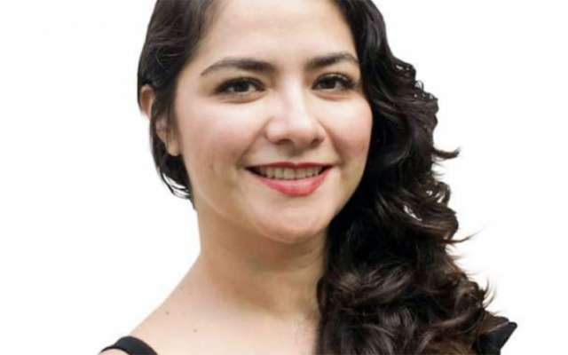 Claudia Góngora: Ayuda fuera de reflectores