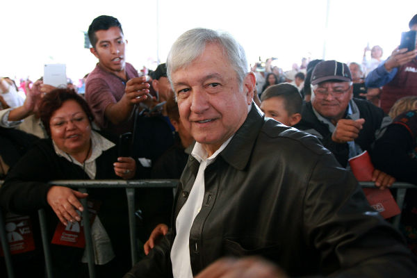 Al participar en el Quinto Consejo Nacional Extraordinario de Morena, en el Deportivo Reynosa, agradeció a todos los militantes por su comportamiento ejemplar durante los comicios . FOTO: NOTIMEX