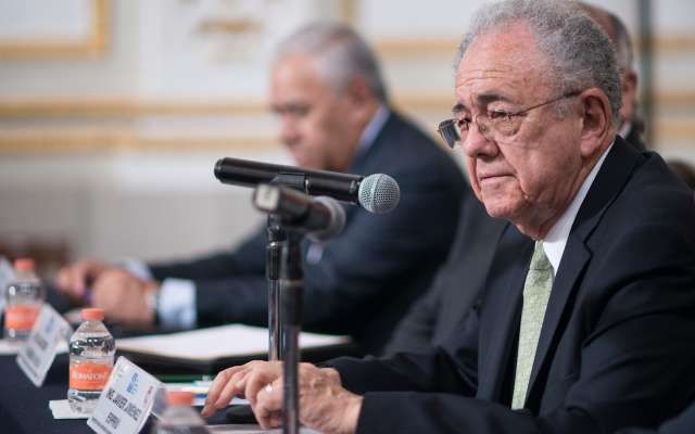 Javier Jiménez Espriú, propuesto como secretario de Comunicaciones y Transportes en el próximo gobierno sostuvo un encuentro con la Academia de Ingeniería de México, en donde presentó el dictamen técnico del NAIM. FOTO: MISAEL VALTIERRA / CUARTOSCURO.COM