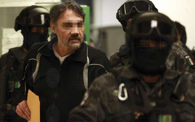 Traslado al presunto miembro del cartel de Sinaloa Dámaso López Núñez. FOTO: PGR /CUARTOSCURO.COM