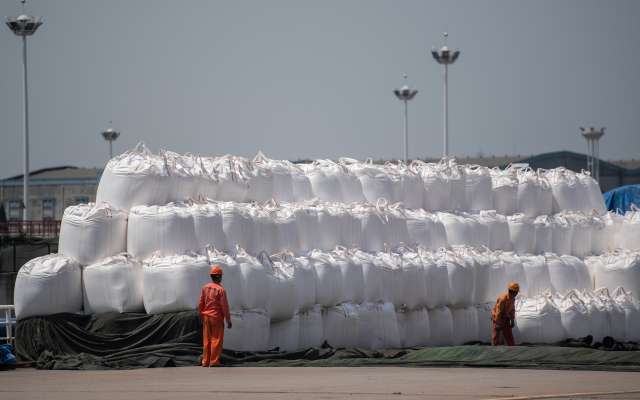 El conflicto comercial entre Estados Unidos y China involucra cada vez a más sectores de la economía. FOTO: AFP