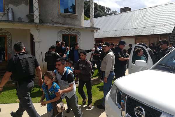 En un operativo en el que participaron policías federales y estatales se rescató a 22 migrantes secuestrados. FOTO: ESPECIAL