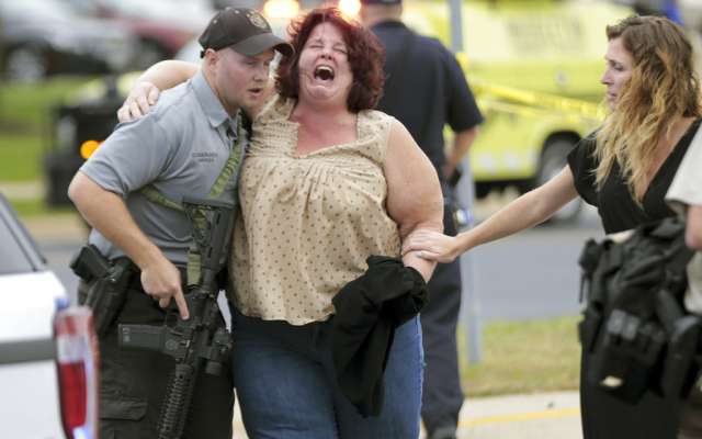 Testigos revelaron que los disparos se registarron alrededor de las 10:00 am. FOTO: AP