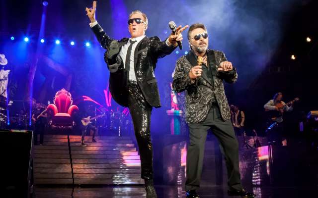 Los cantante siguen de gira con “Twor Amigos 2”, show que han presentado en más de 50 ocasiones en distintos recintos del país. Foto: Especial