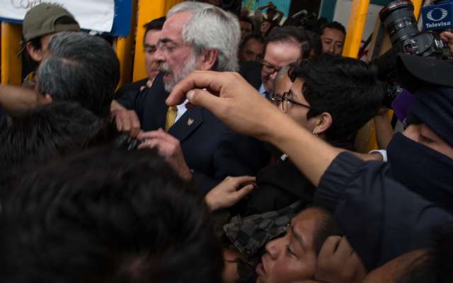 Al encuentro asistieron alrededor de 500 alumnos, profesores y padres de familia. FOTO: CUARTOSCURO