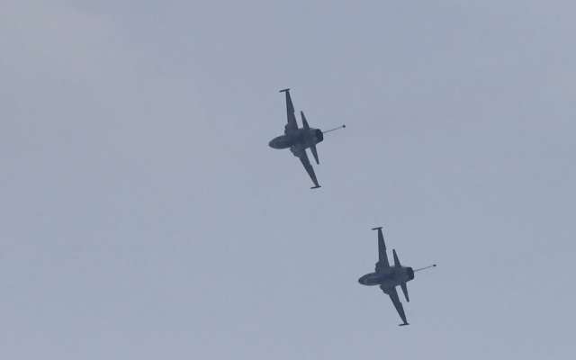Aviones F5 sobrevolaron el primer cuadro de la Ciudad de México. Foto: Bernardo Coronel / El Heraldo de México