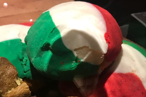 Con motivo de las Fiestas Patrias surgió este pan. FOTO: ESPECIAL