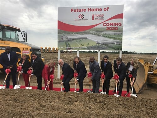 La mexicana Arca Continental inicia planta de 250 mdd en territorio de Trump. Foto: Arca Continental