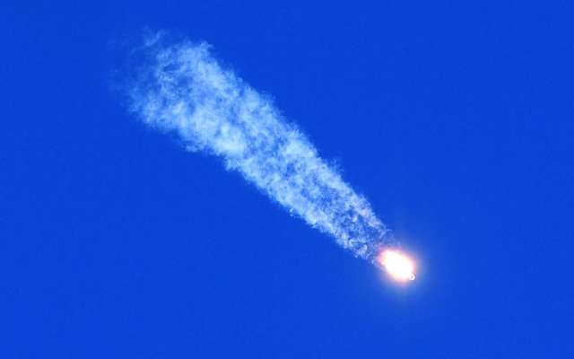 Falla Soyuz; tripulantes salen ilesos. Foto: AFP