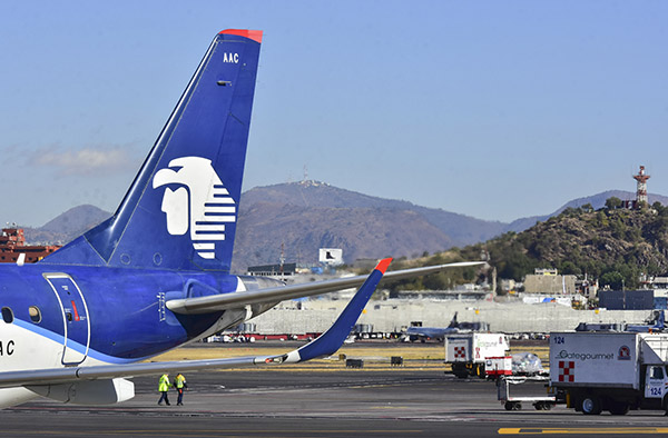 La mayor aerolínea del país sufre las consecuencias del aumento de los precios del crudo.
FOTO: CUARTOSCURO