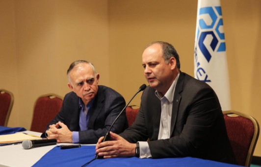 Romo Garza manifestó que varias Casas de Bolsa han ajustado al alza sus expectativas para el desempeño del PIB. FOTO: ESPECIAL