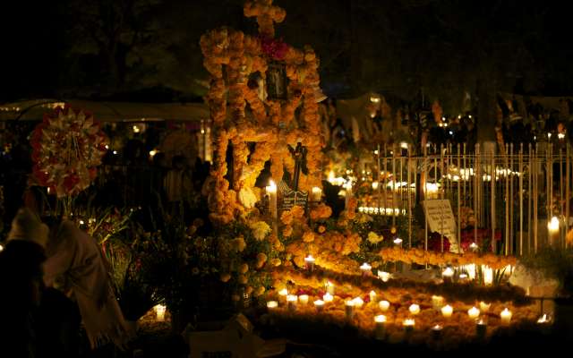 El Día de muertos, una fecha para recordar a los difuntos y unir a las familias. Foto: Especial