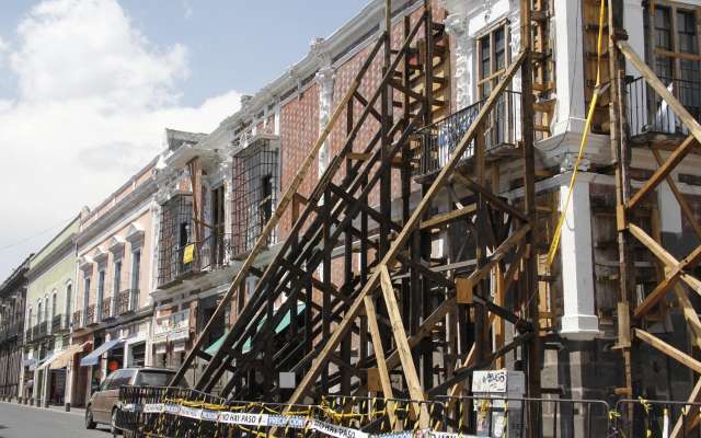 GOLPE. Las empresas
pequeñas del Centro Histórico fueron las más afectadas. Foto: ENFOQUE