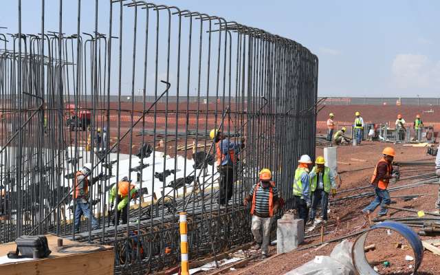 Pide IP consulta de NAIM en aeropuertos