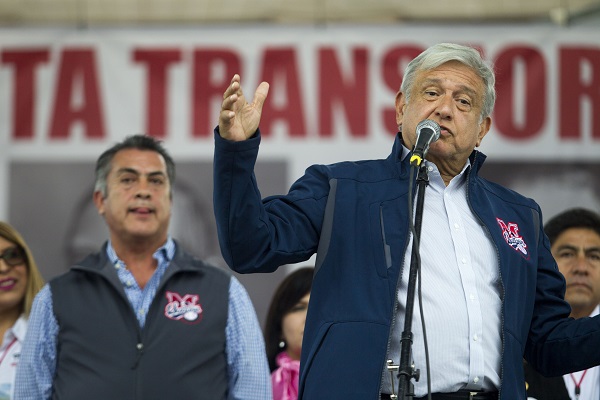 El presidente se comprometió con la educación del país. Foto: Cuartoscuro