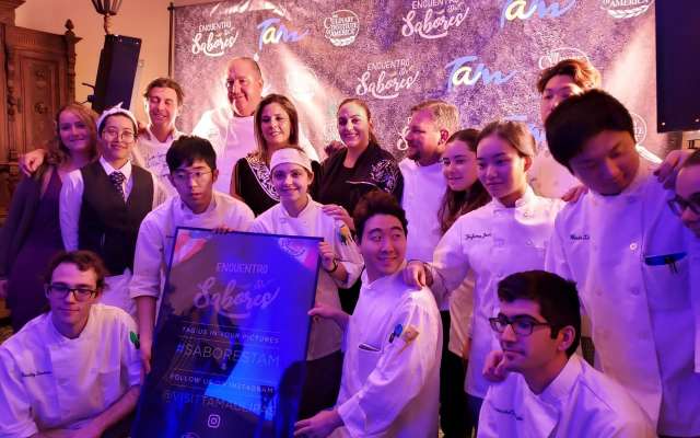 El chef invitado fue el tamaulipeco Héctor Hugo Urtaza, quien sostuvo que Tamaulipas es un estado rico en tradición gastronómica. Foto: Cortesía